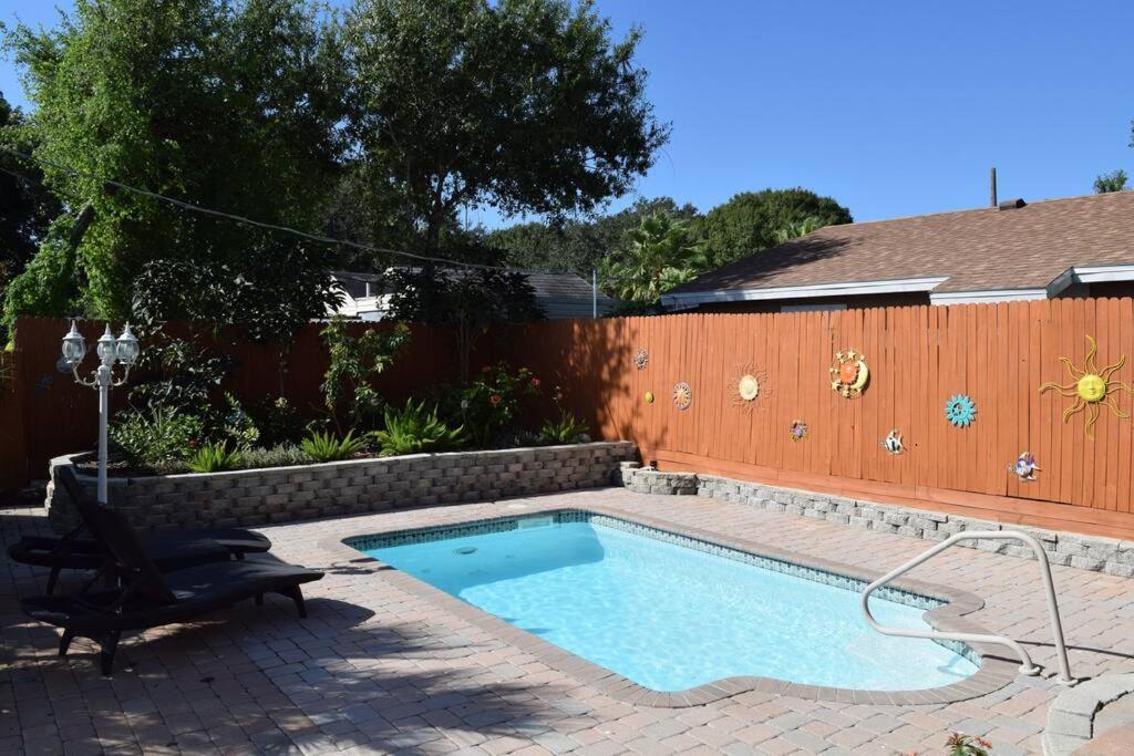 サラソータ Private Heated Pool Casita Near Downtown & Beachesヴィラ エクステリア 写真